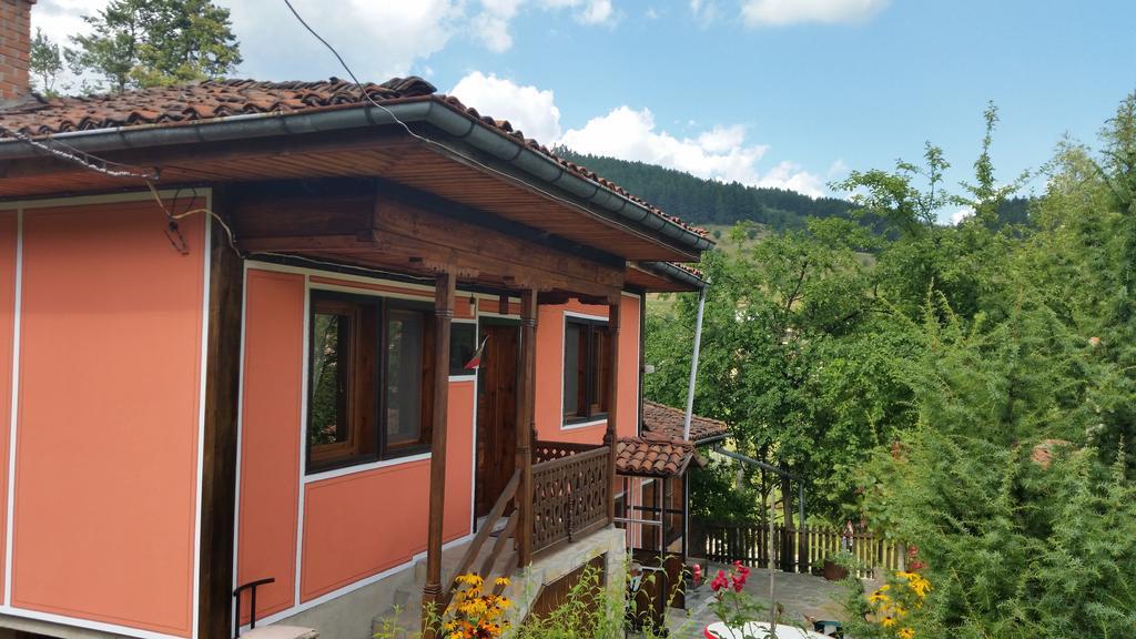 Mechta Guest House Koprivshtitsa Exterior photo