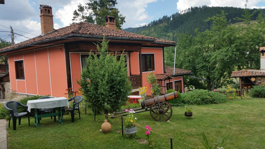 Mechta Guest House Koprivshtitsa Exterior photo