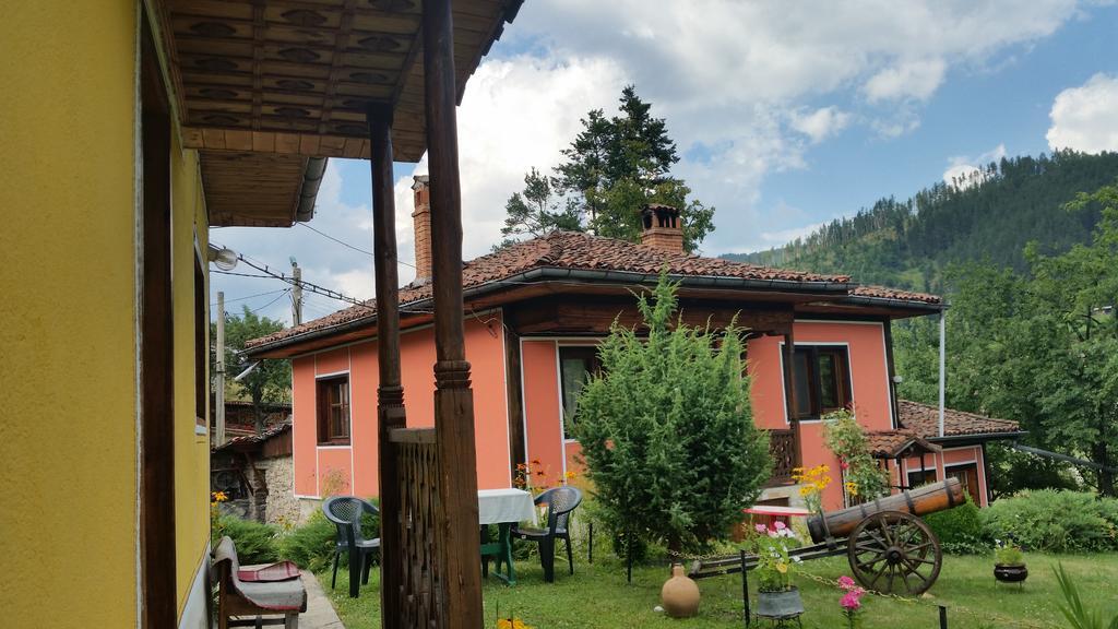 Mechta Guest House Koprivshtitsa Exterior photo