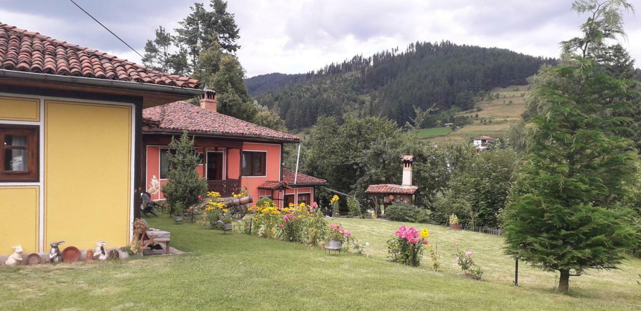 Mechta Guest House Koprivshtitsa Exterior photo
